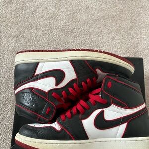 Nike Air Jordan 1 Bloodline Red US 9 men’s